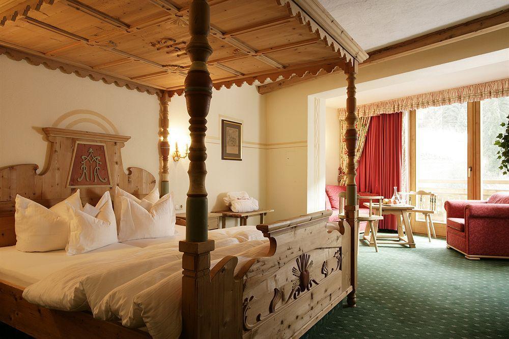 Raffl'S St. Antoner Hof Hotel Sankt Anton am Arlberg Ngoại thất bức ảnh