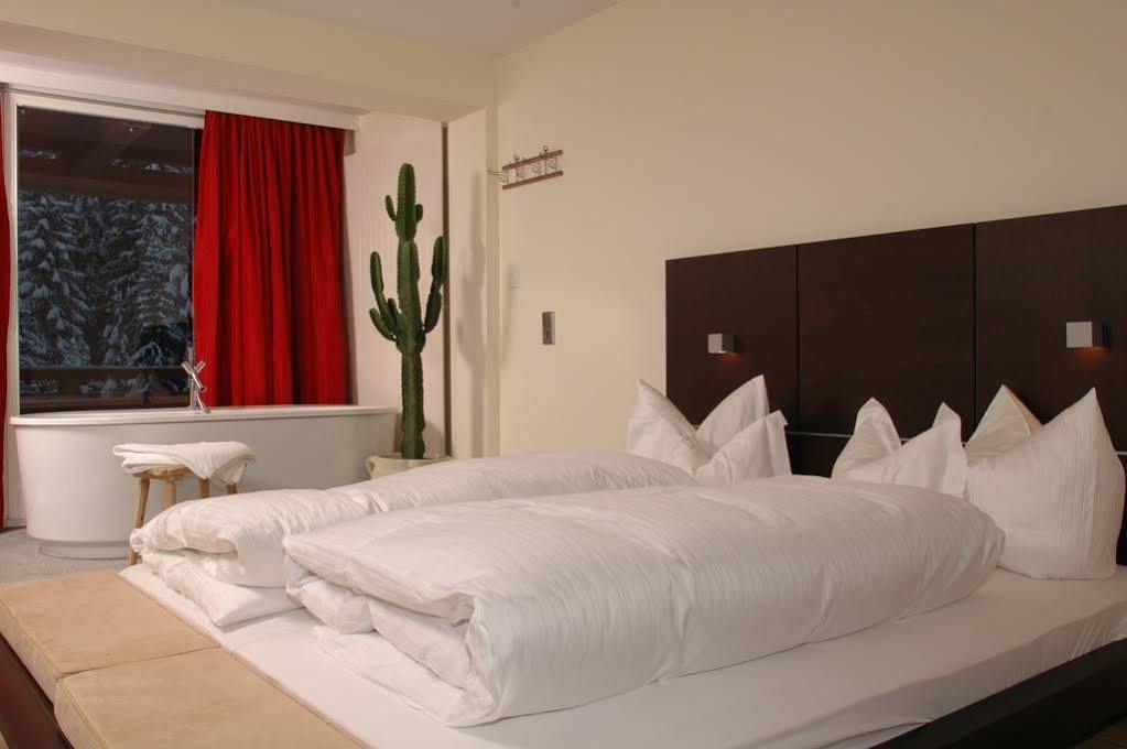Raffl'S St. Antoner Hof Hotel Sankt Anton am Arlberg Ngoại thất bức ảnh